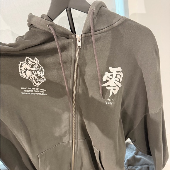 DARC Sport Gray Zip-Up Hoodie with Graphic Design - Picture 2 of 4